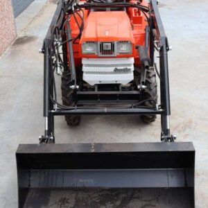 Tractor Kubota B1702