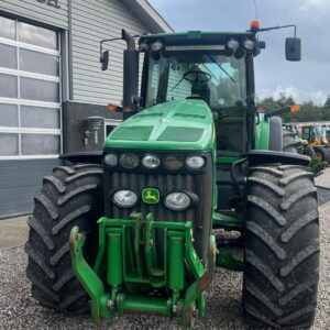 Traktor JOHN DEERE 8230