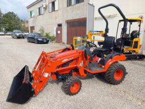 Traktor Kioti CS2520