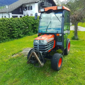 Traktor Kubota B 1610